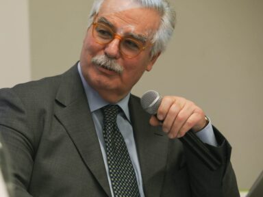 Sfericanews - Convegno "Cogliere le opportunità anche in tempo di crisi" con il relatore Stefano Albrizio